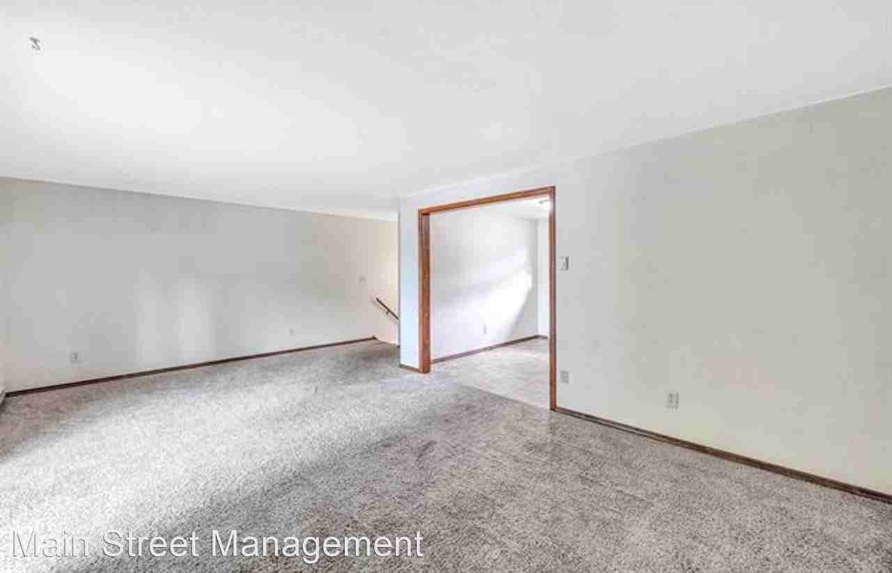 1430 Sunset Beach Rd. Apartments 1430 Sunset Beach Rd, Suamico, WI