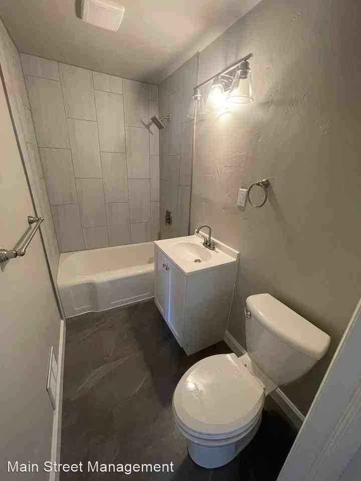 224 Irene St. - Photo 3 of 10