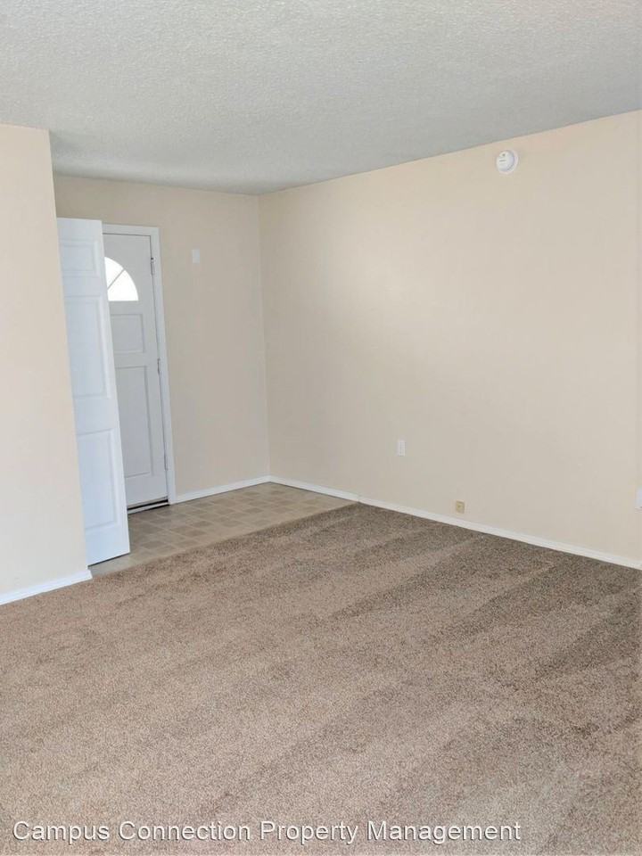 2656 Alder St - Photo 2 of 13