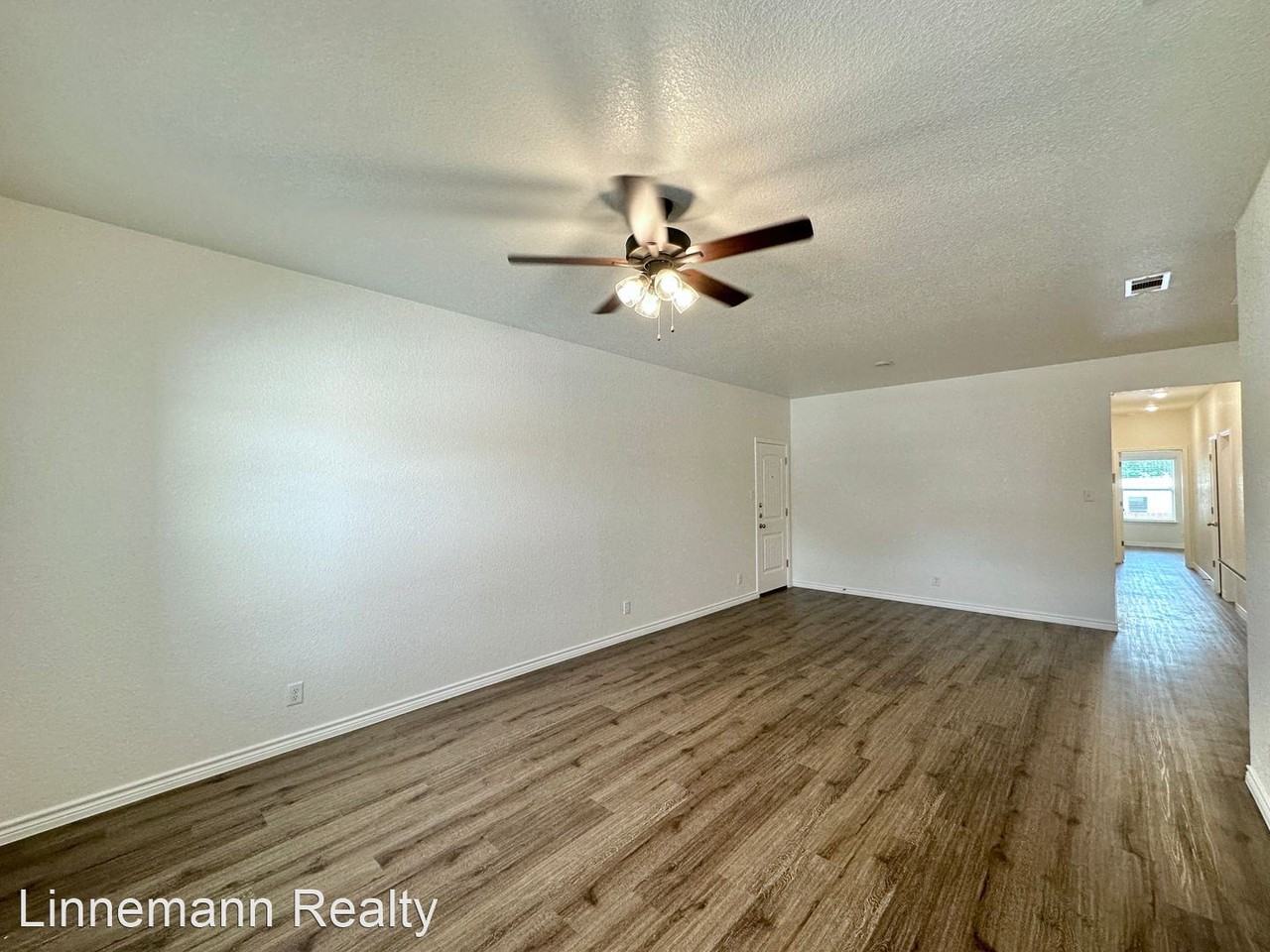 3412 Abraham Drive - Photo 3 of 28