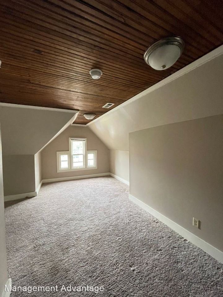 123 S 7th St - Photo 2 of 17