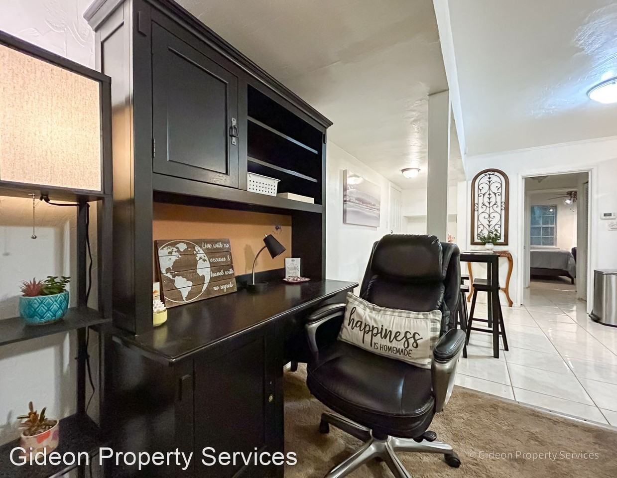 838 Nw 11th Ave - Photo 3 of 18