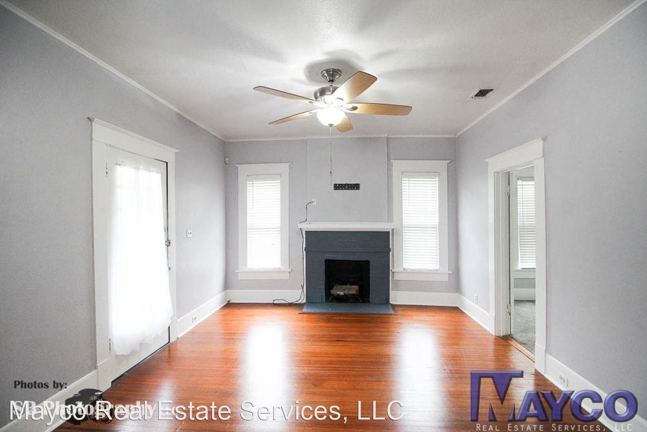 403 Merrick St - Photo 2 of 11