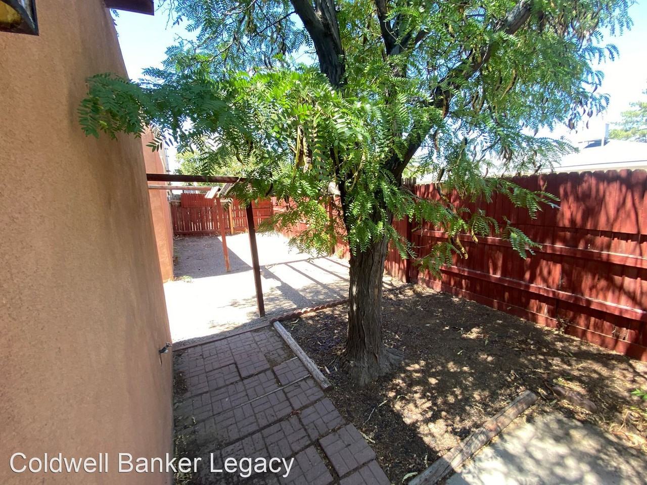 10143 Madeline Dr Nw - Photo 3 of 7