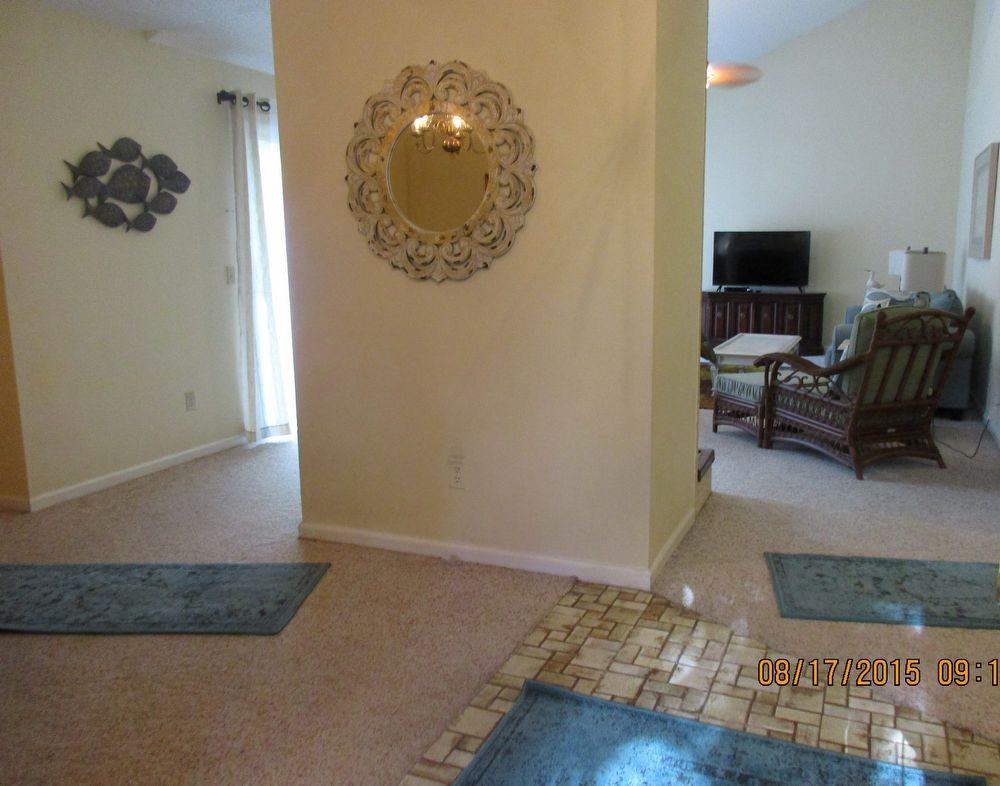 1908 Sea Oats Dr - Photo 3 of 17