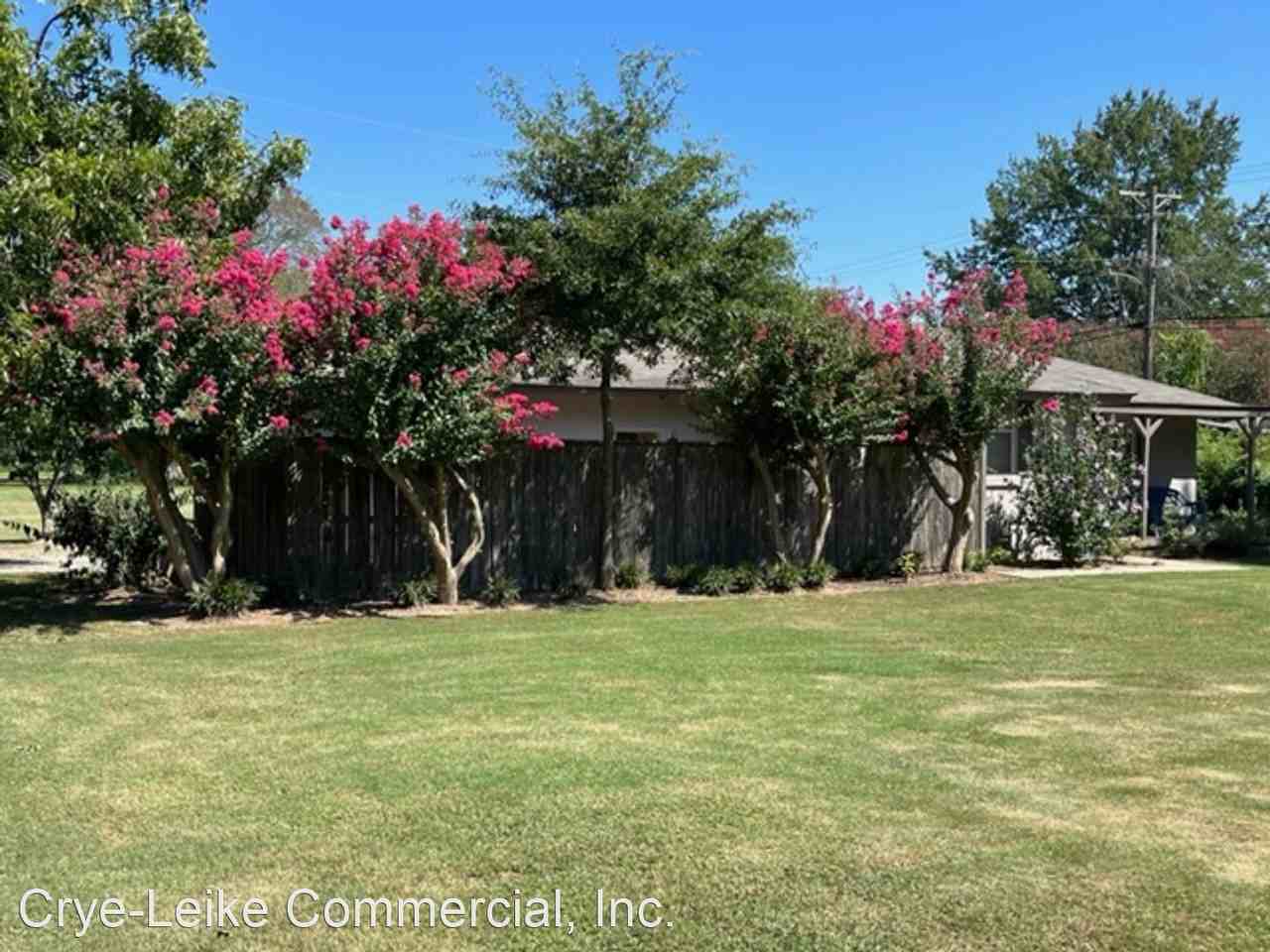 2811 Richland Dr - Photo 2 of 32