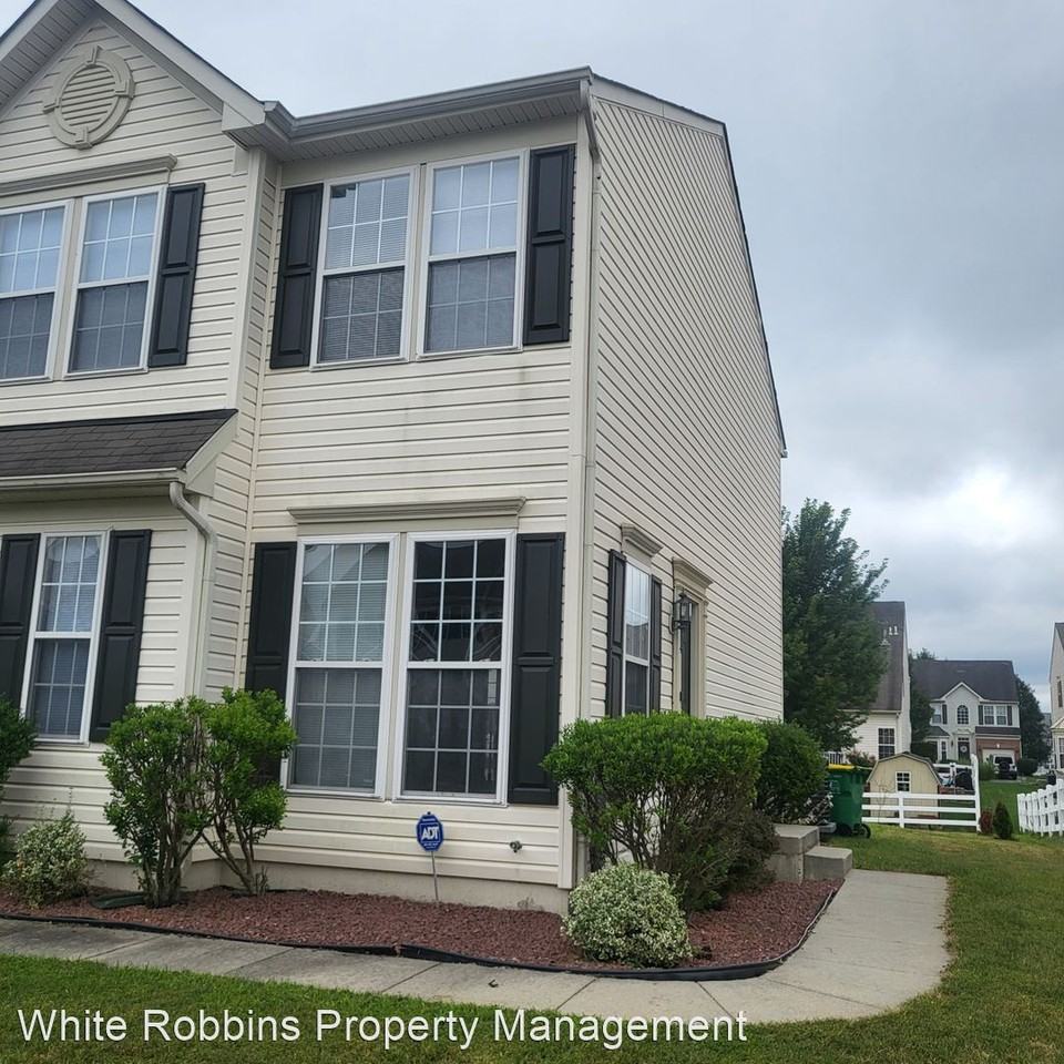 29 N Cummings Dr - Photo 2 of 18