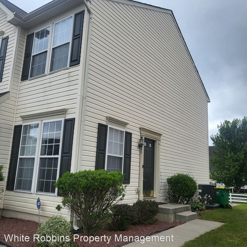 29 N Cummings Dr - Photo 3 of 18