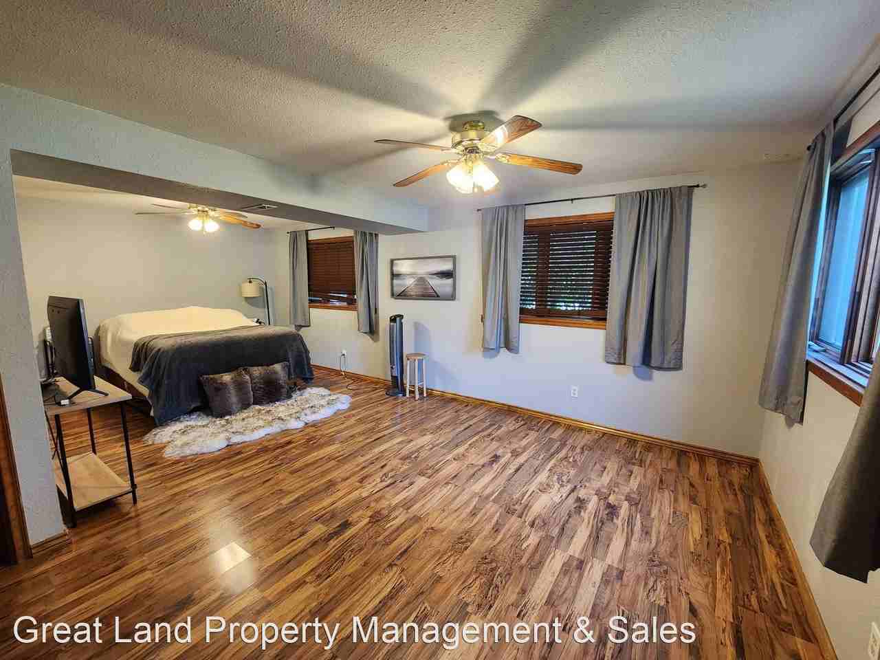 11553 Banff Springs St - Photo 2 of 12