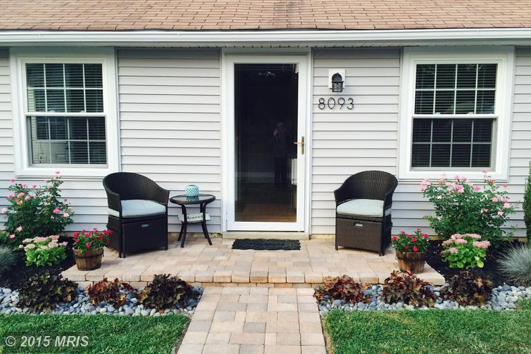 8093 Round Table Ct - Photo 2 of 26