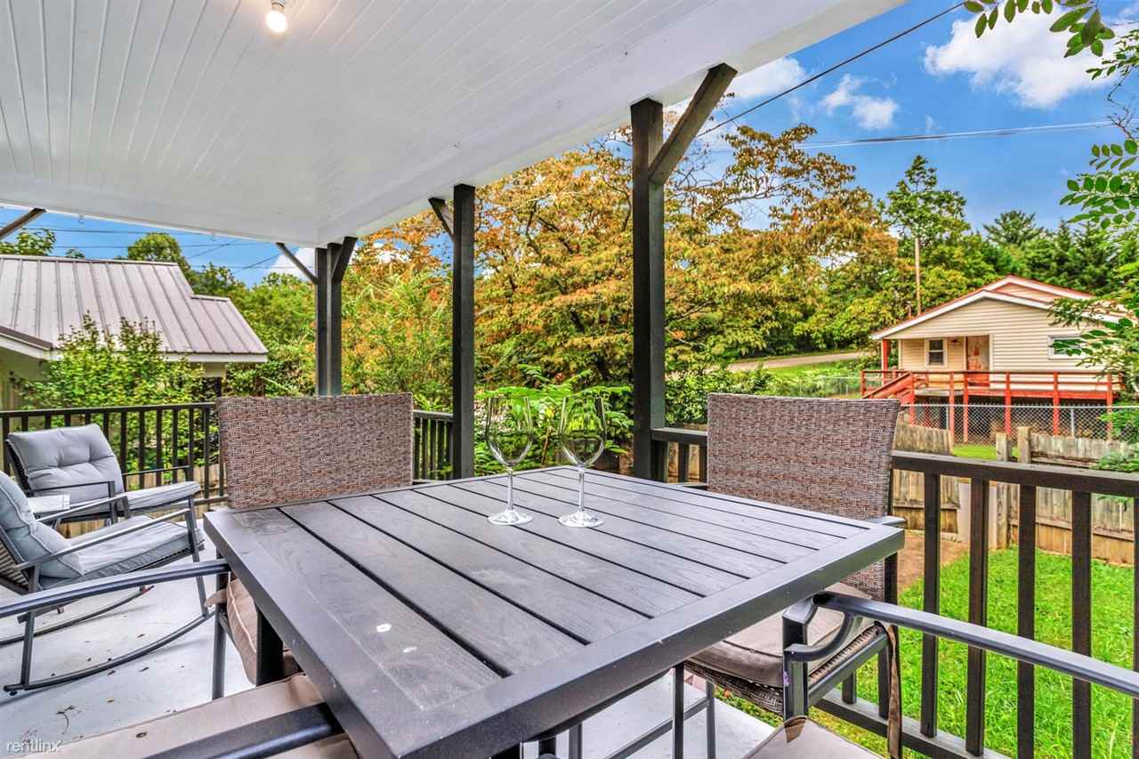 122 Fountain Way - Photo 3 of 29