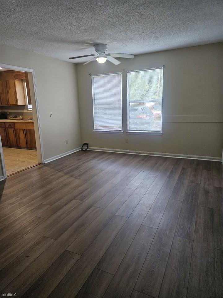 7317 Patterson Rd - Photo 3 of 14