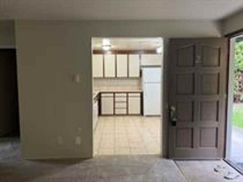 703 Broadway St #4 - Photo 6 of 28