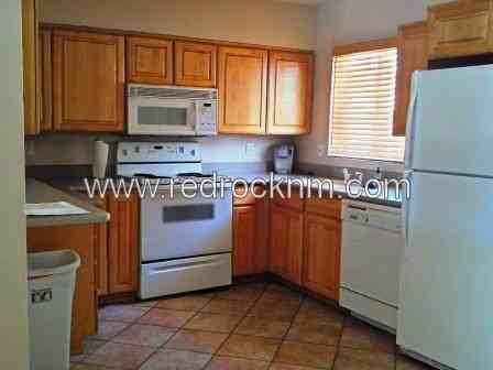 3904 Goodrich Ave Ne - Photo 2 of 17