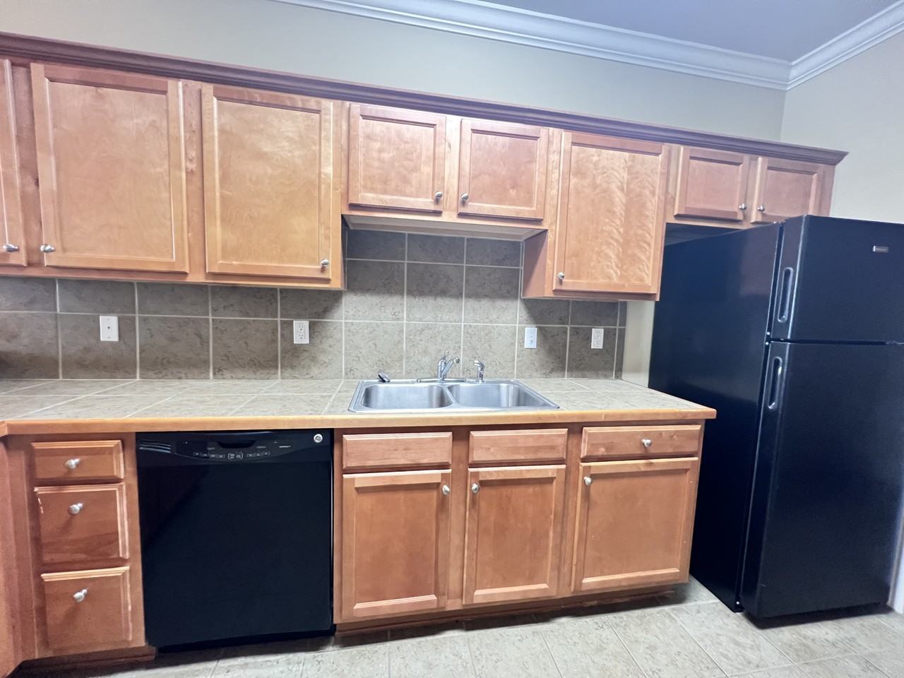 2104 Mt Hope Aly - Photo 4 of 13