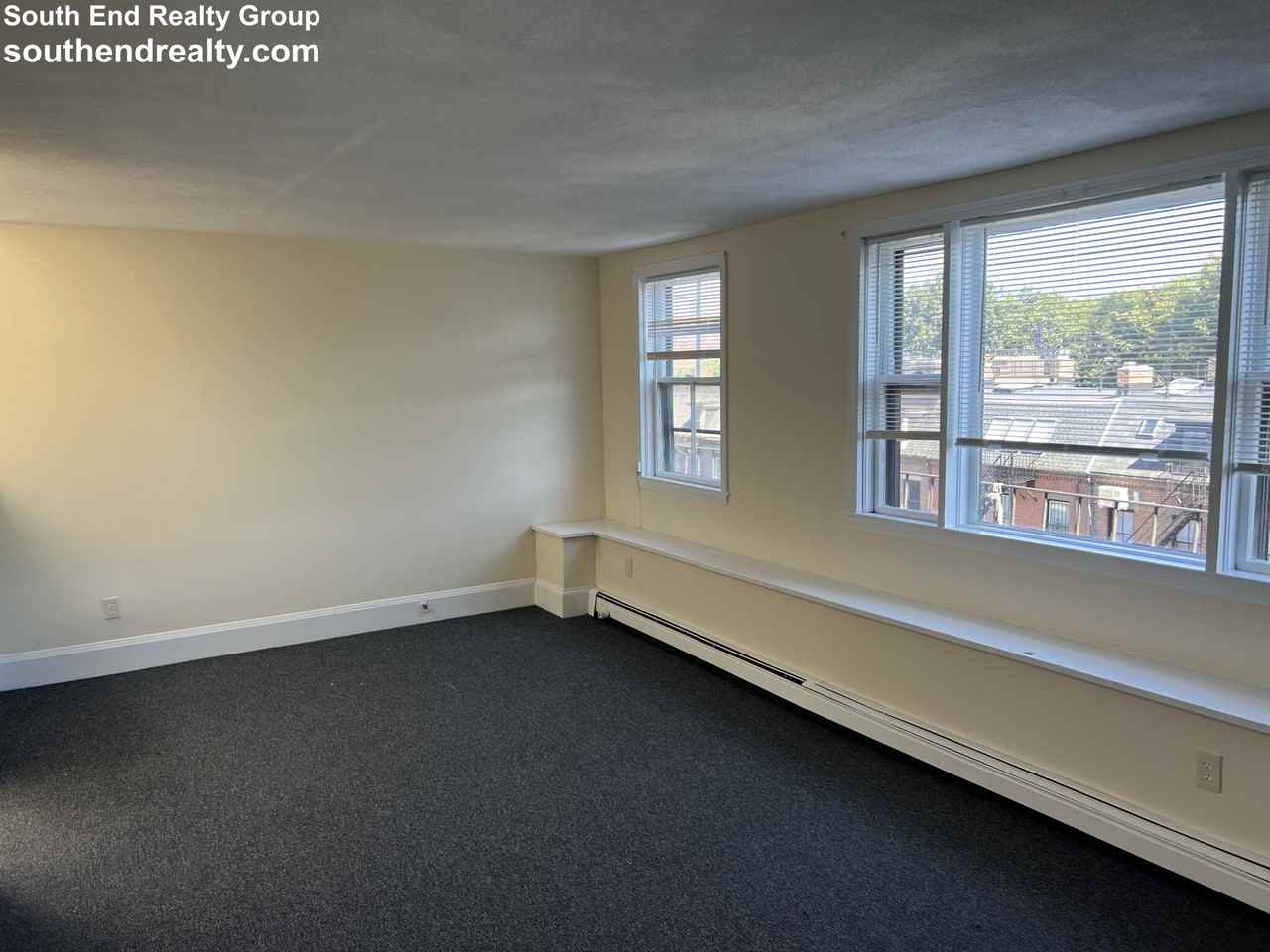 674 Massachusetts Ave #5 - Photo 3 of 39