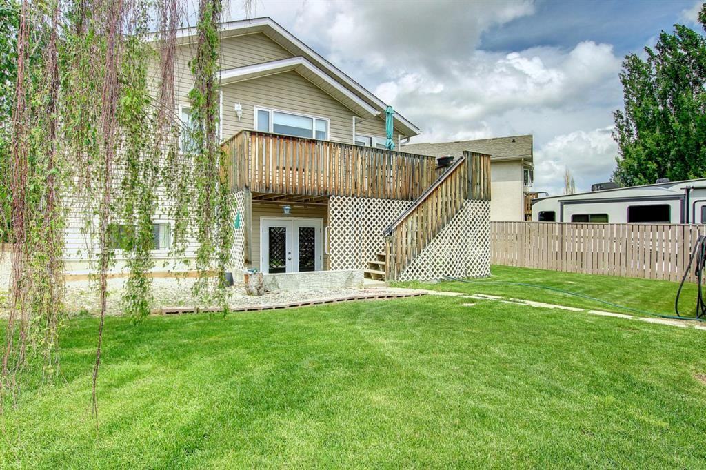 187 Cowichan Crt W - Photo 2 of 21