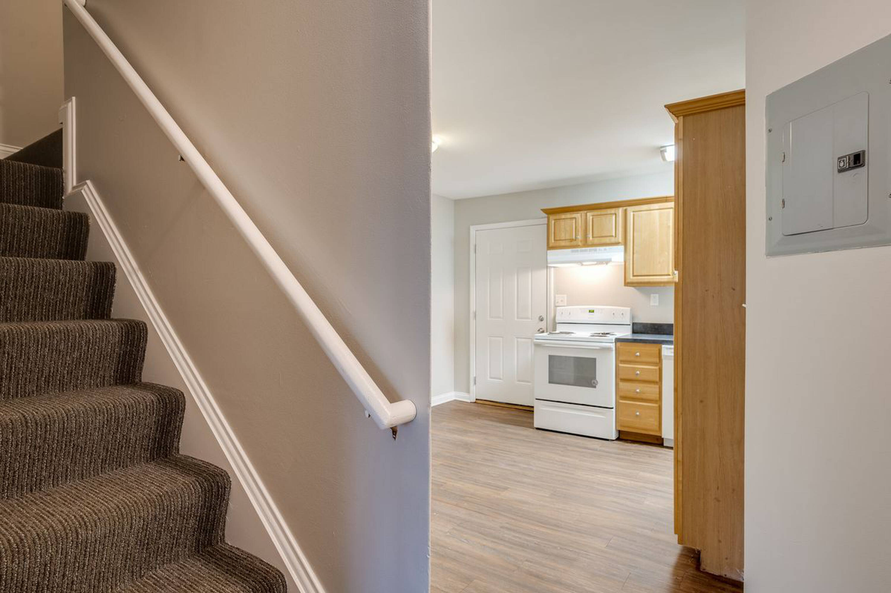 500-874 Marian Village Dr - Photo 4 of 50