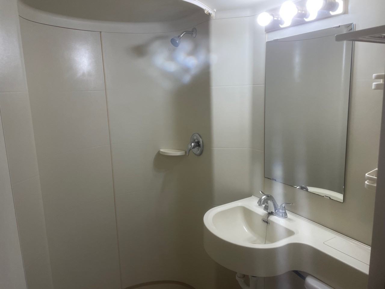 640 S Dakota St #6 - Photo 6 of 7