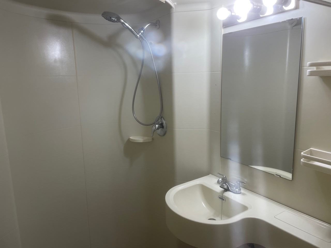 640 S Dakota St #6 - Photo 7 of 7