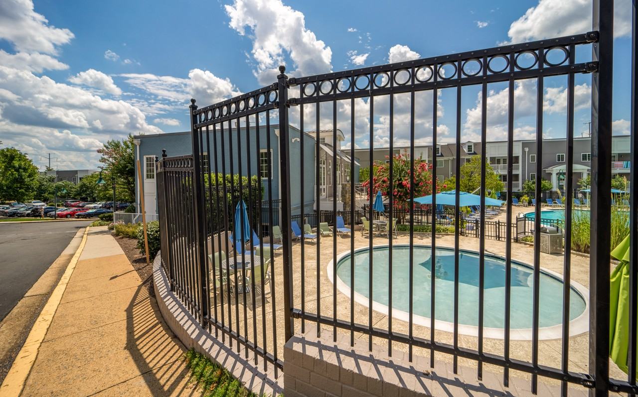 4173 S Four Mile Run Dr #B - Photo 3 of 28