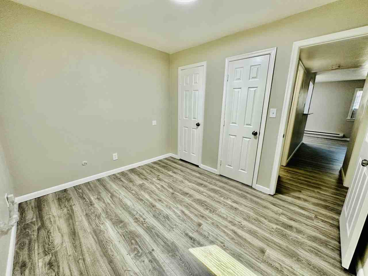 311 Ashlawn Dr - Photo 3 of 12