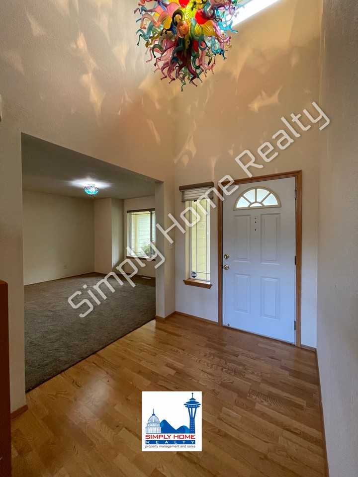 6424 Juliann Ct Se - Photo 2 of 39