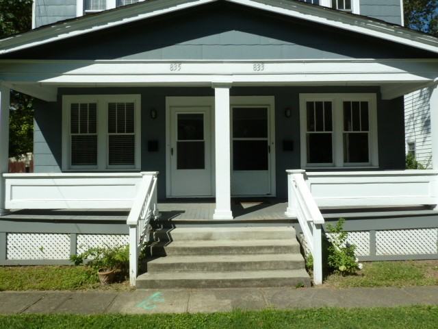 833 College Ave - Photo 2 of 22