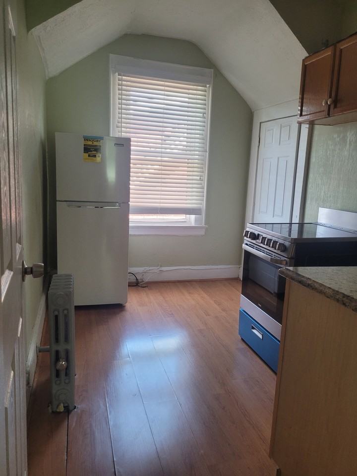 290 North Center Street #3 - Photo 2 of 2