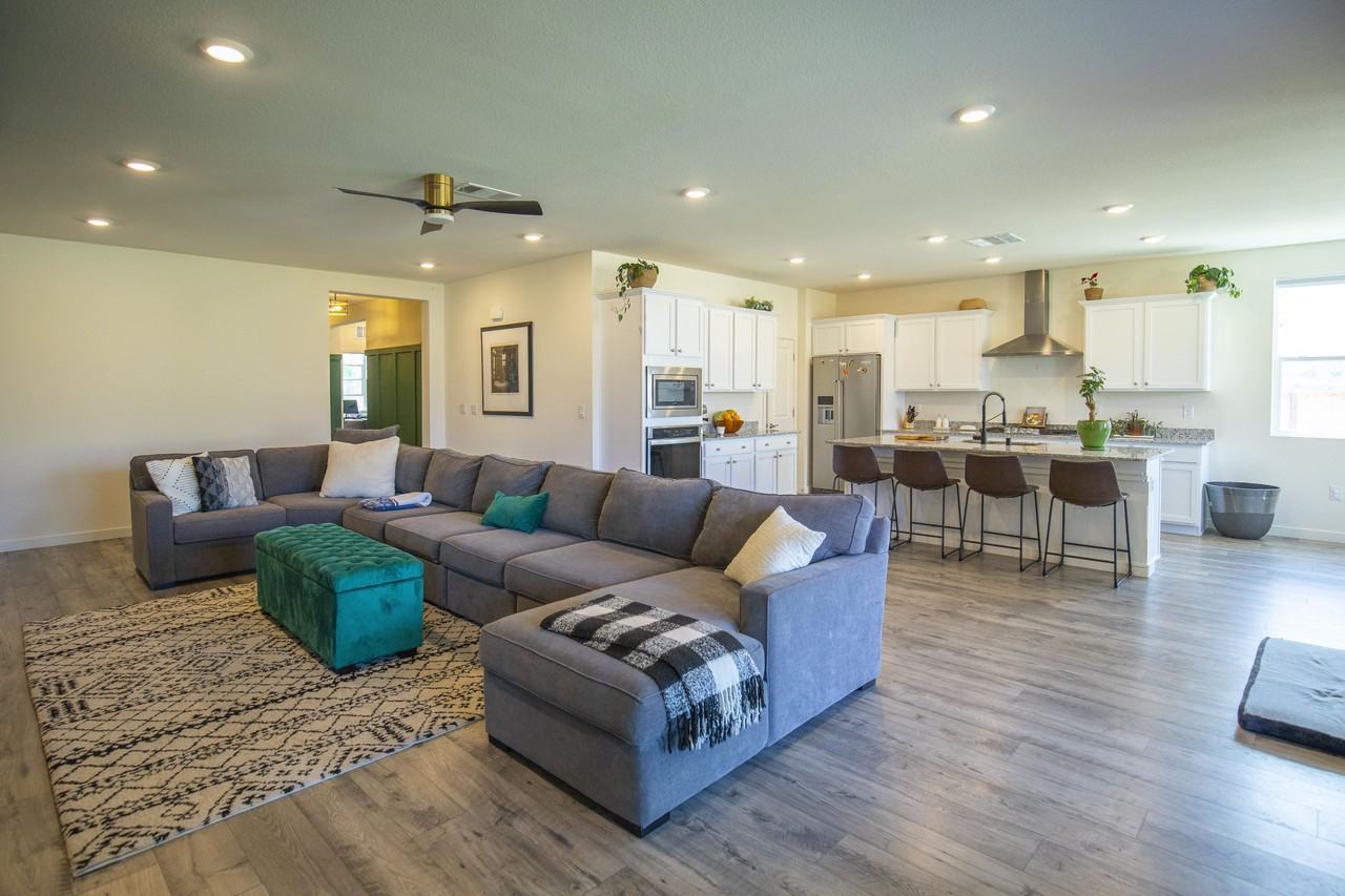 8412 Castletroy Dr #NA - Photo 3 of 14