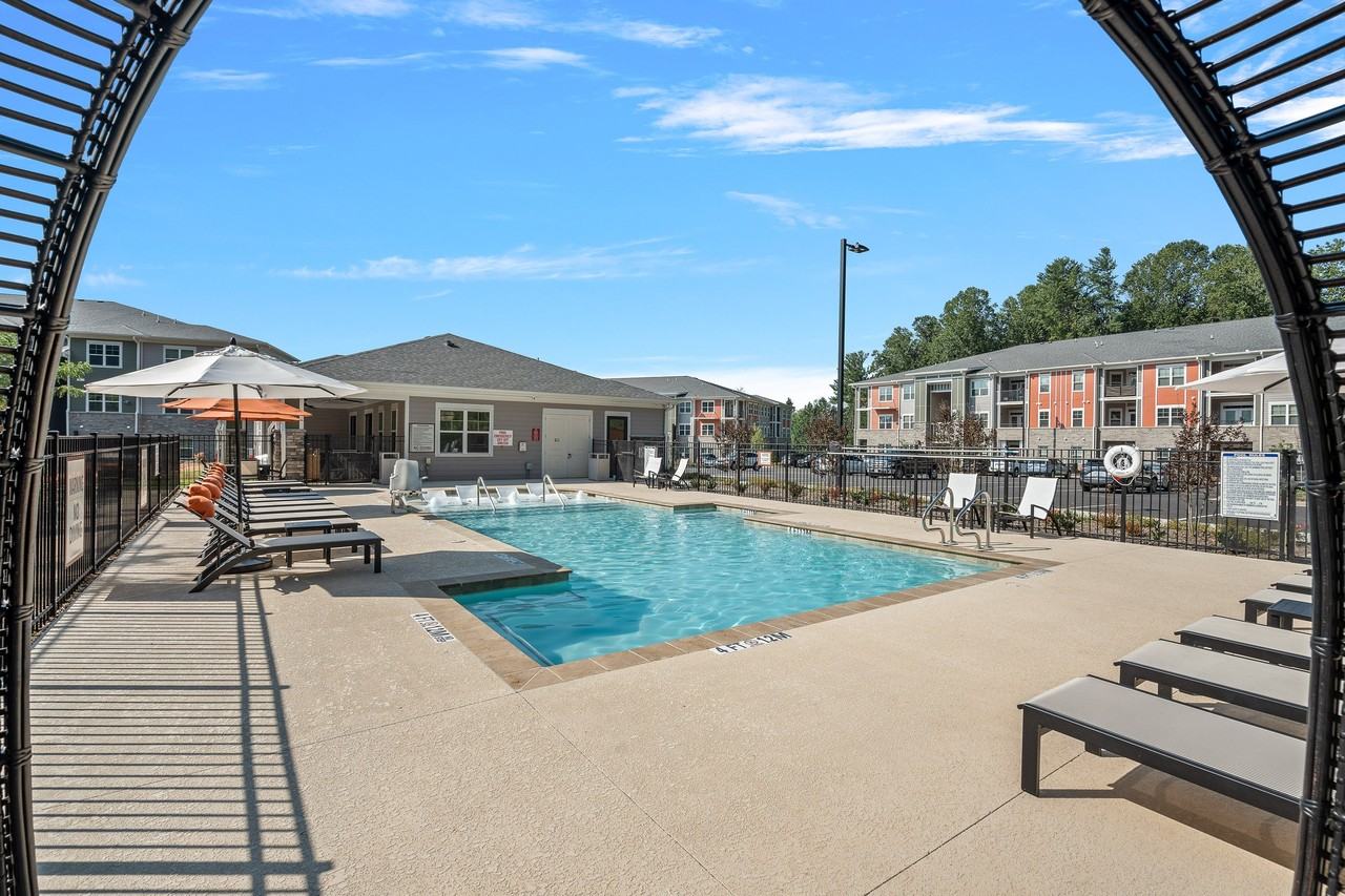 Hawthorne at Haywood - Photo 7 of 50