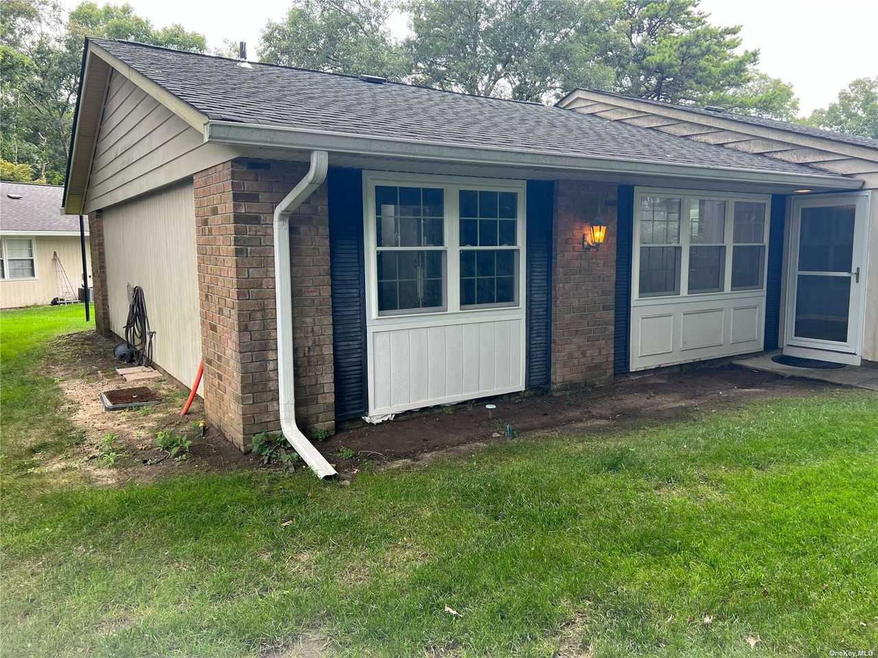 333 Woodbridge Dr Unit A - Photo 2 of 13