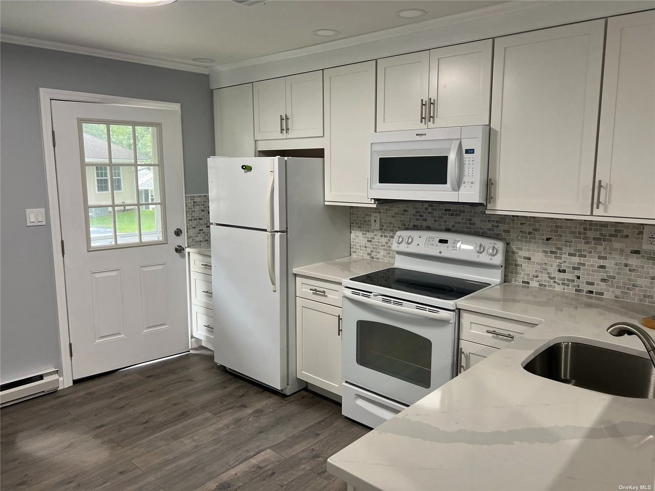 333 Woodbridge Dr Unit A - Photo 3 of 13