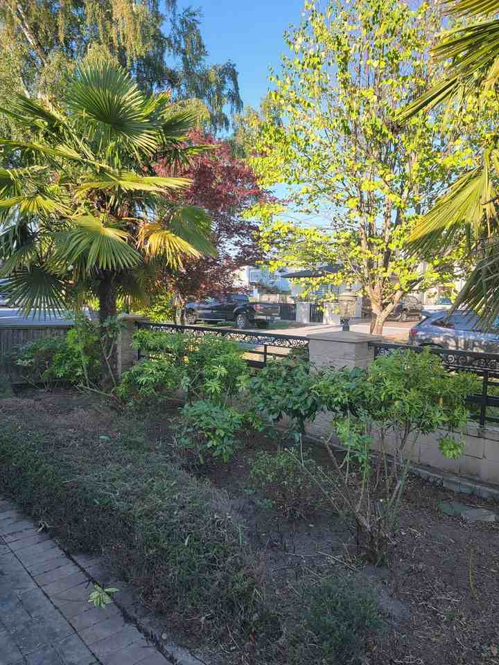 9831 Seavale Road - Photo 2 of 17