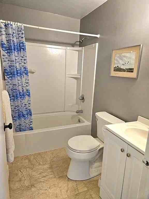 459 Russell Rd #14 - Photo 3 of 12