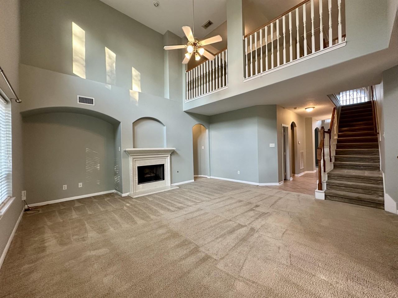 9222 Memorial Grove Dr #1 - Photo 4 of 13