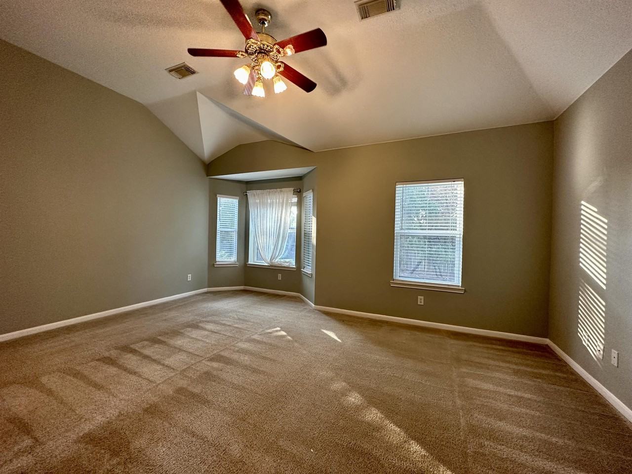 9222 Memorial Grove Dr #1 - Photo 5 of 13