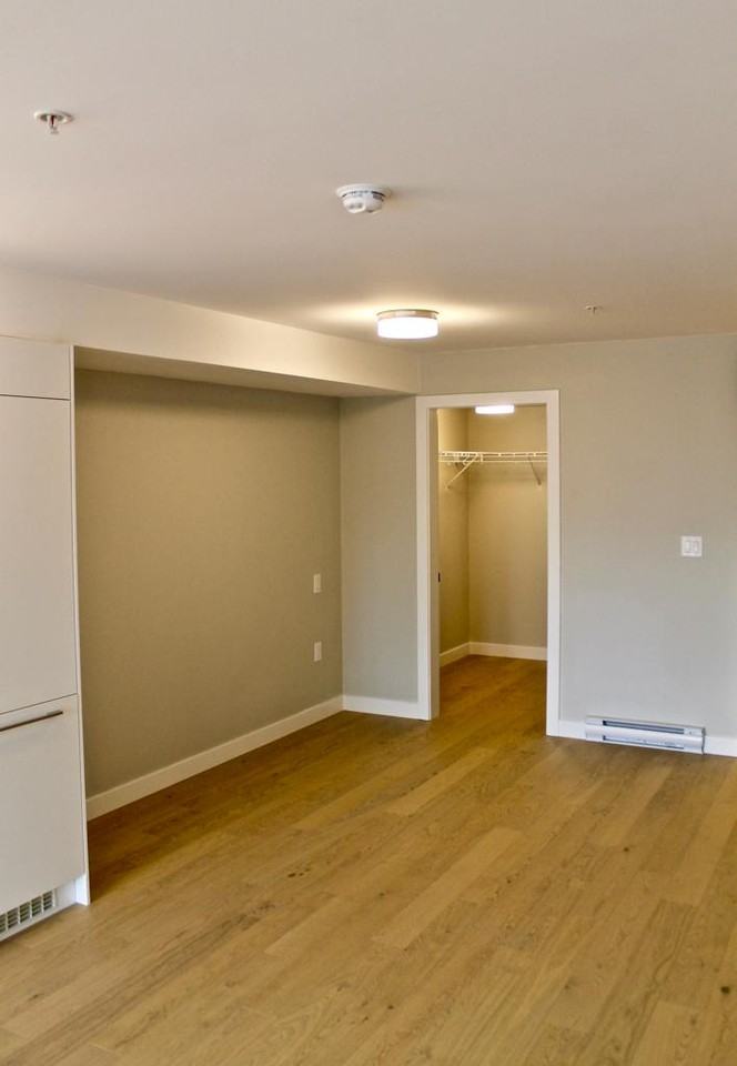 E Broadway & Fraser St #204 - Photo 4 of 8