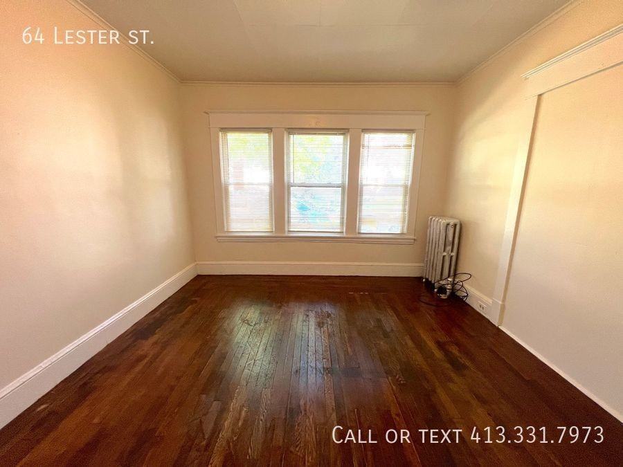 64 Lester St - Photo 3 of 5