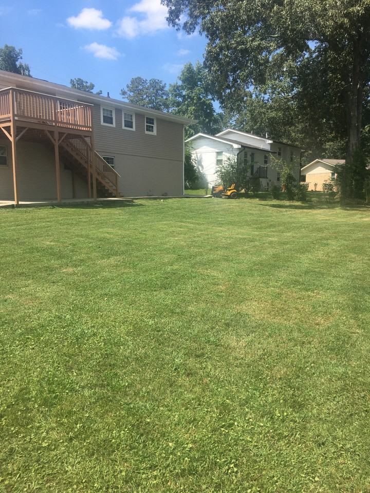 98 Joan Dr #NA - Photo 2 of 7