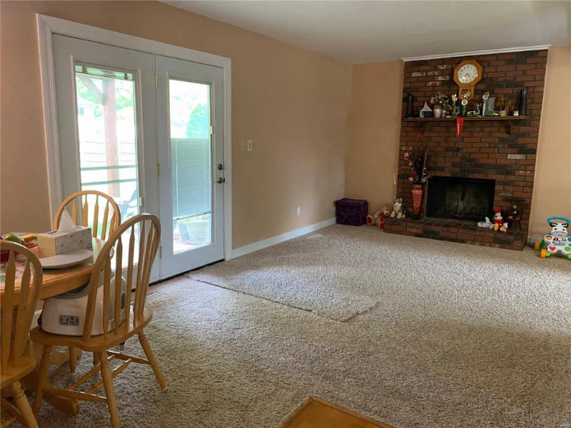 313 Croydon Ln - Photo 2 of 14