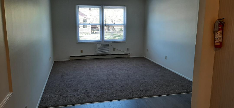 112 Elm St - Photo 2 of 8