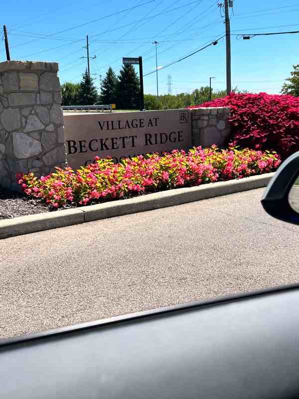 8909 Eagleview Dr #4 - Photo 2 of 11