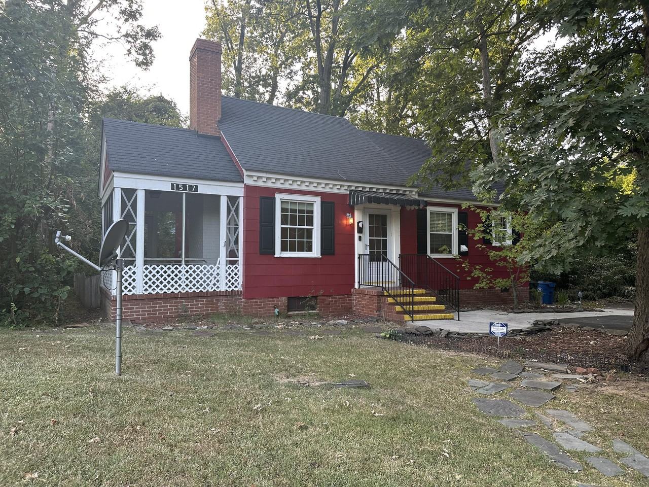 1517 N Roxboro St #1 - Photo 3 of 19