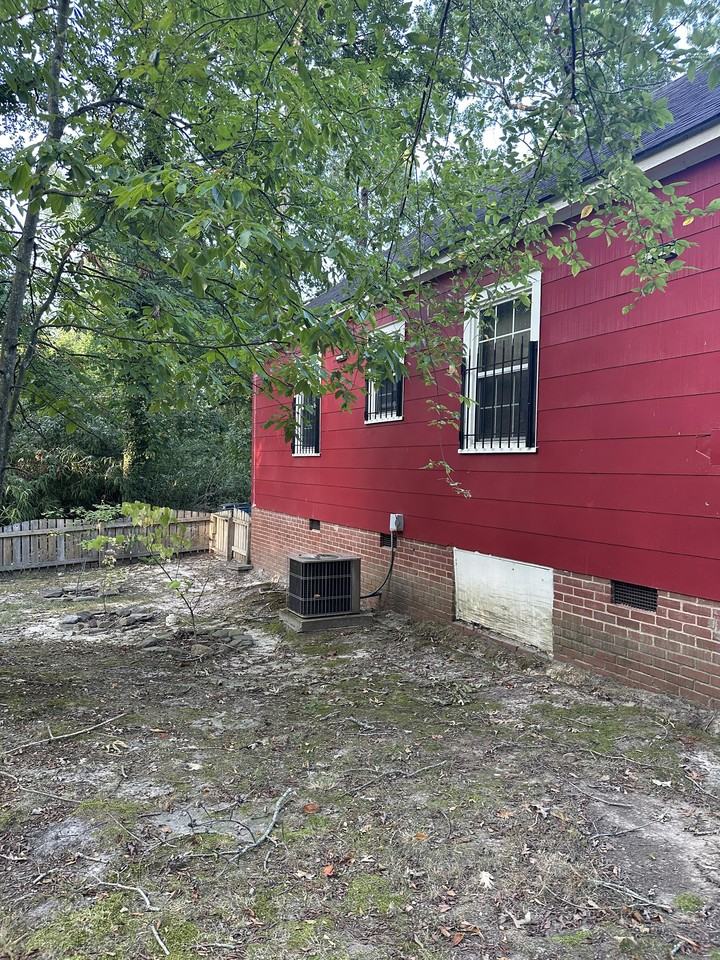 1517 N Roxboro St #1 - Photo 6 of 19