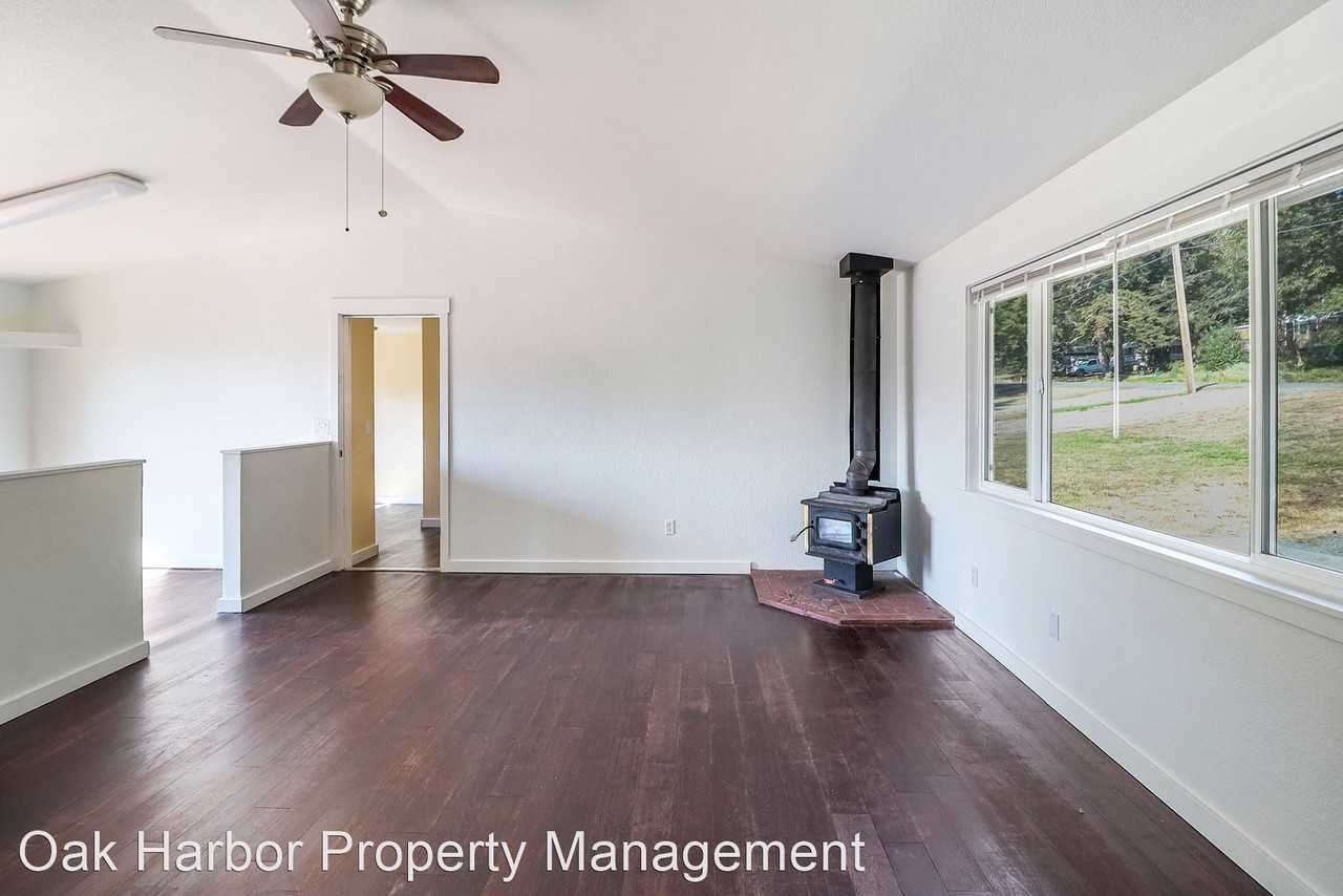 4285 Rhododendron Dr - Photo 2 of 12