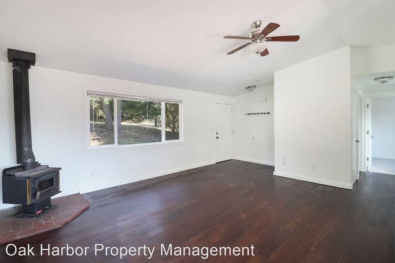 4285 Rhododendron Dr - Photo 3 of 12