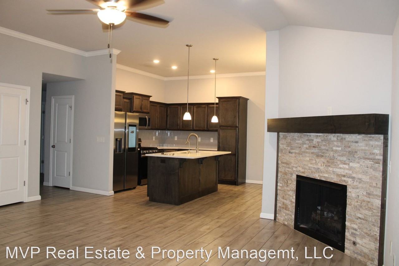 10473 Turtle Back Dr - Photo 3 of 30