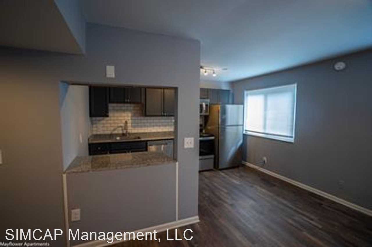 2702 May St. - Photo 2 of 10