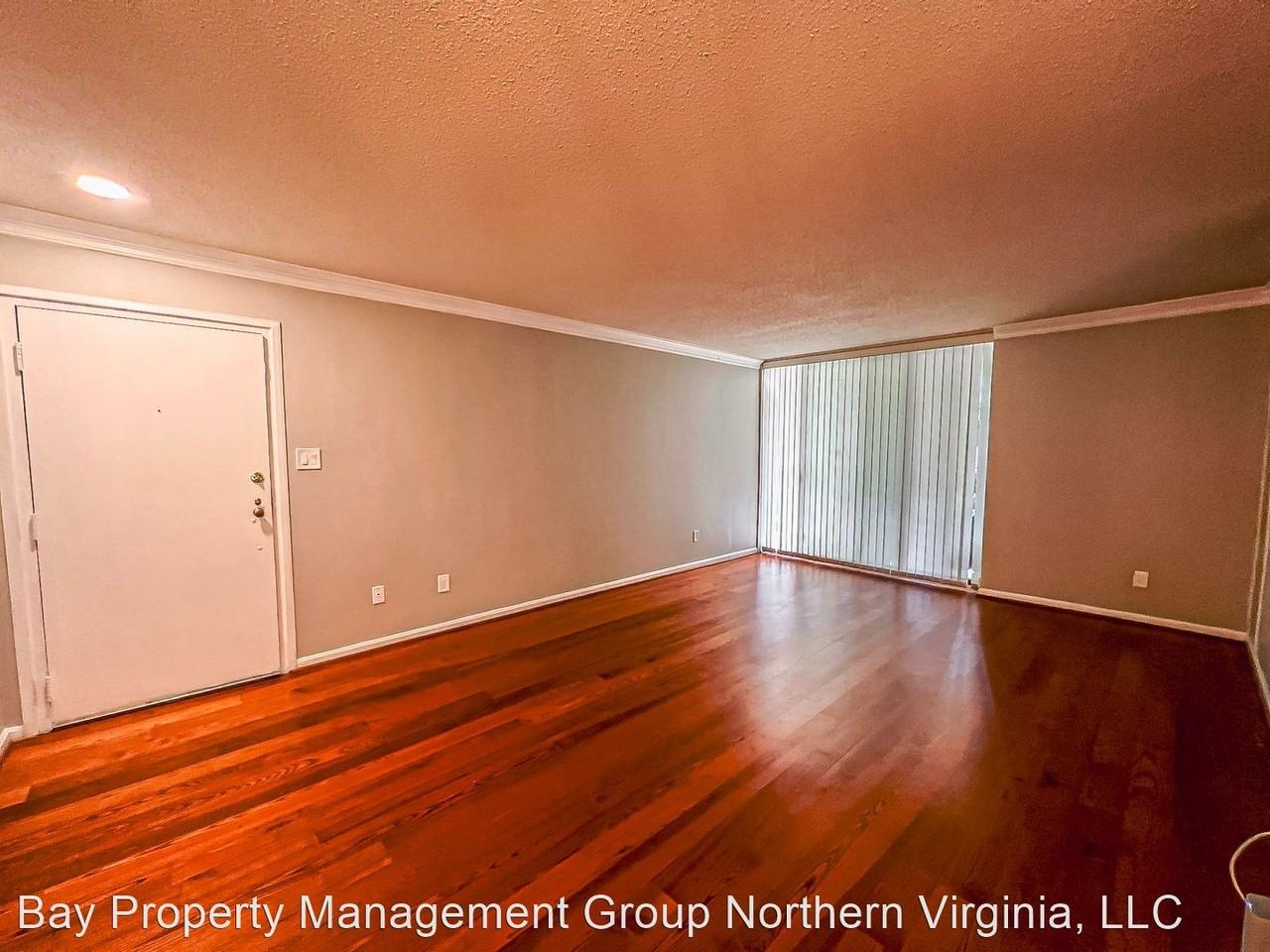 3127 Patrick Henry Dr #227 - Photo 3 of 21